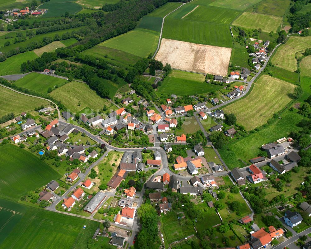 Luftbild Elbenrod - Dorfkern am Feldrand in Elbenrod im Bundesland Hessen, Deutschland