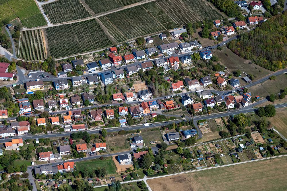 Luftbild Erlenbach bei Marktheidenfeld - Dorfkern am Feldrand in Erlenbach bei Marktheidenfeld im Bundesland Bayern, Deutschland