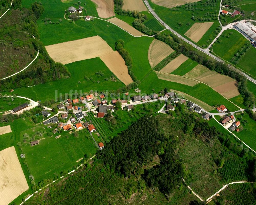 Luftbild Eschenbäche - Dorfkern am Feldrand in Eschenbäche im Bundesland Baden-Württemberg, Deutschland