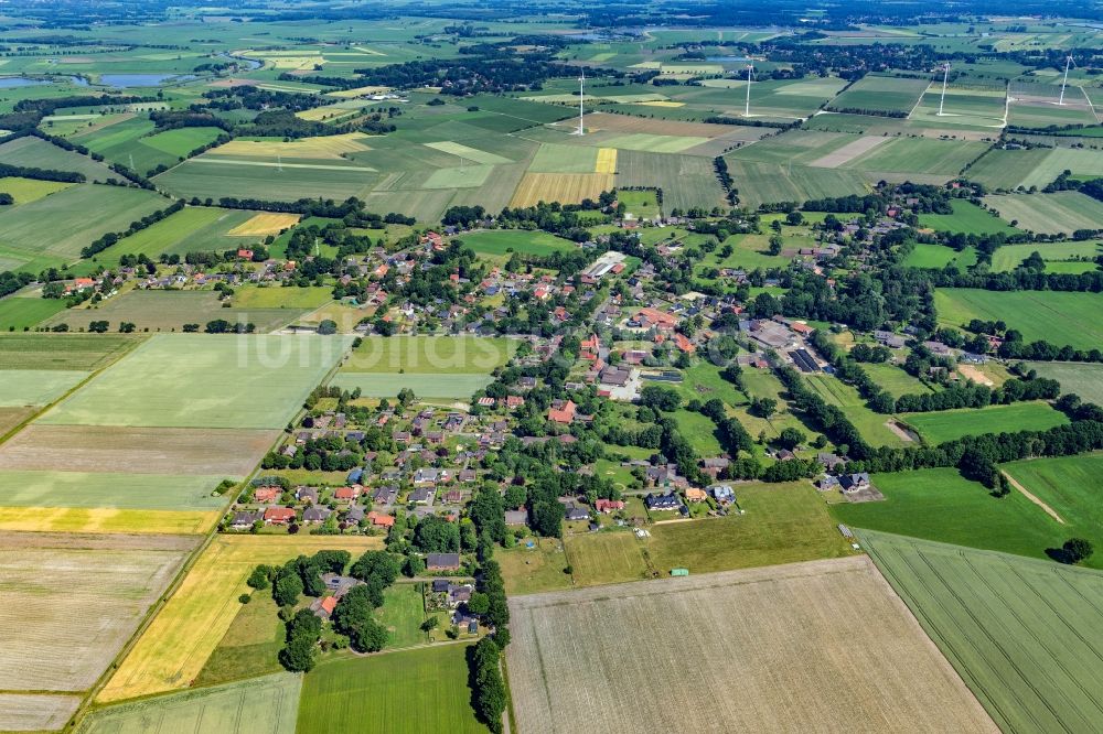 Luftbild Estorf - Dorfkern am Feldrand in Estorf im Bundesland Niedersachsen, Deutschland