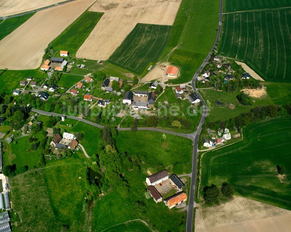 Luftaufnahme Frankenau - Dorfkern am Feldrand in Frankenau im Bundesland Sachsen, Deutschland