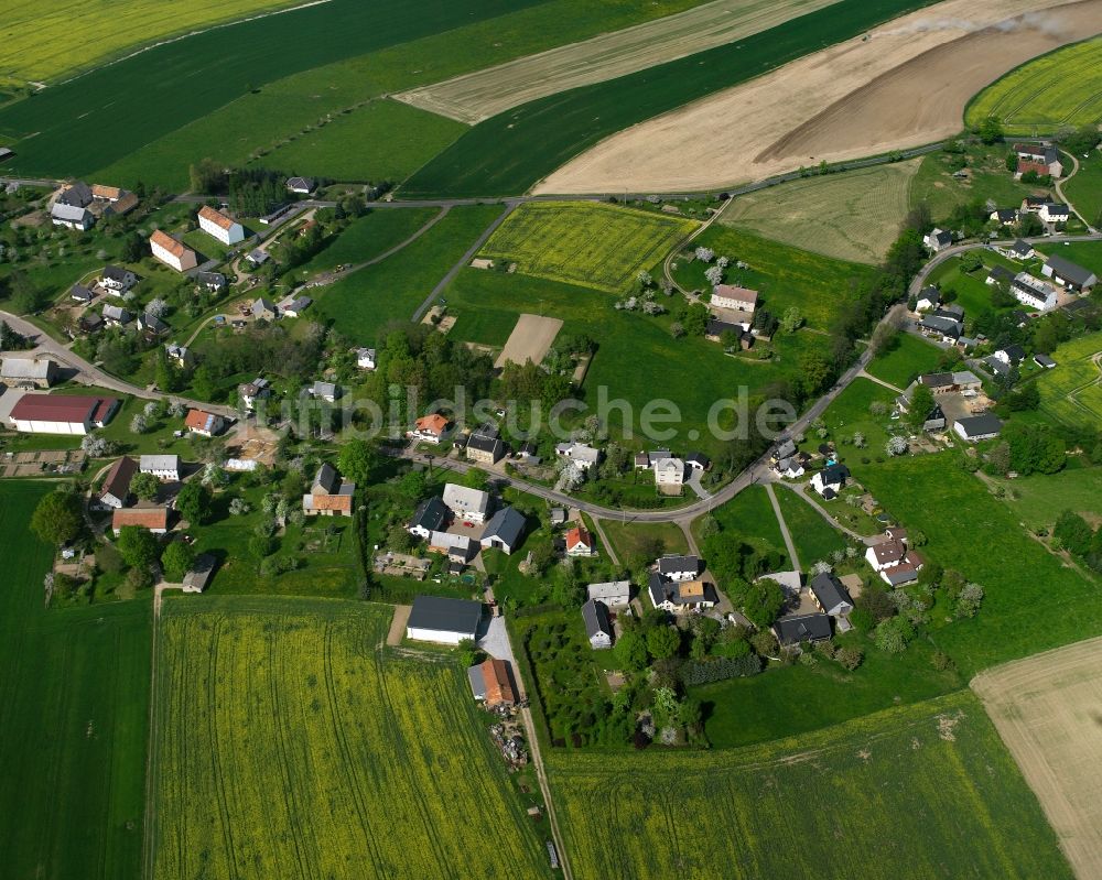 Frankenau aus der Vogelperspektive: Dorfkern am Feldrand in Frankenau im Bundesland Sachsen, Deutschland