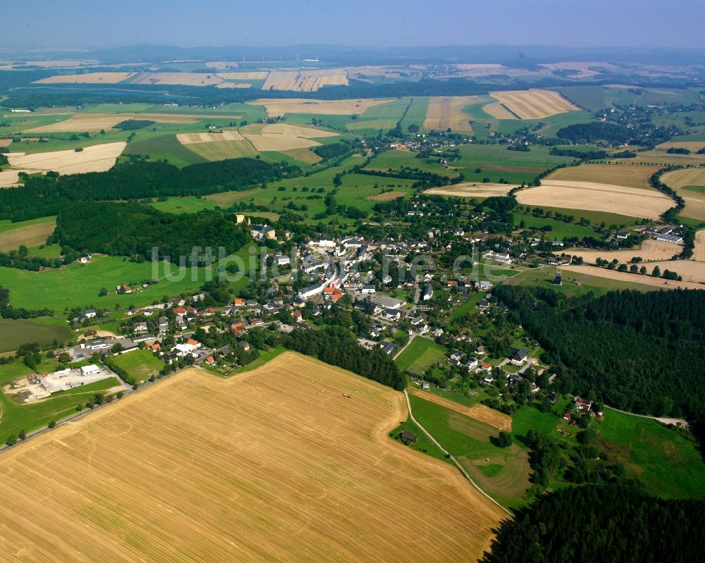 Luftaufnahme Frauenstein - Dorfkern am Feldrand in Frauenstein im Bundesland Sachsen, Deutschland