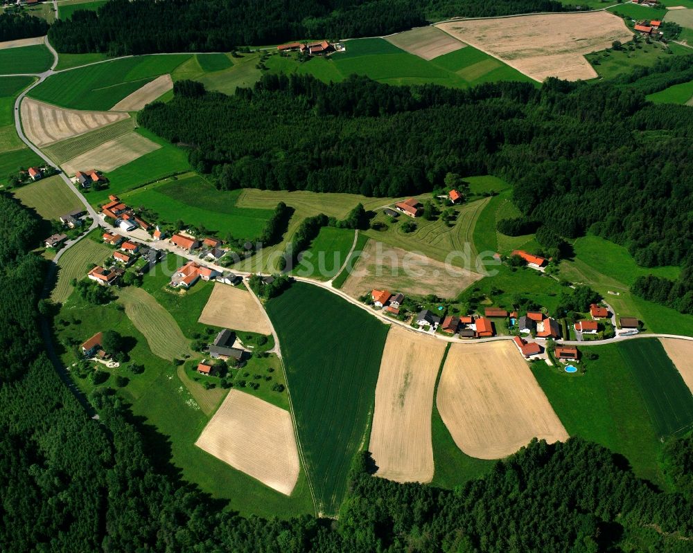 Luftaufnahme Fürstberg - Dorfkern am Feldrand in Fürstberg im Bundesland Bayern, Deutschland