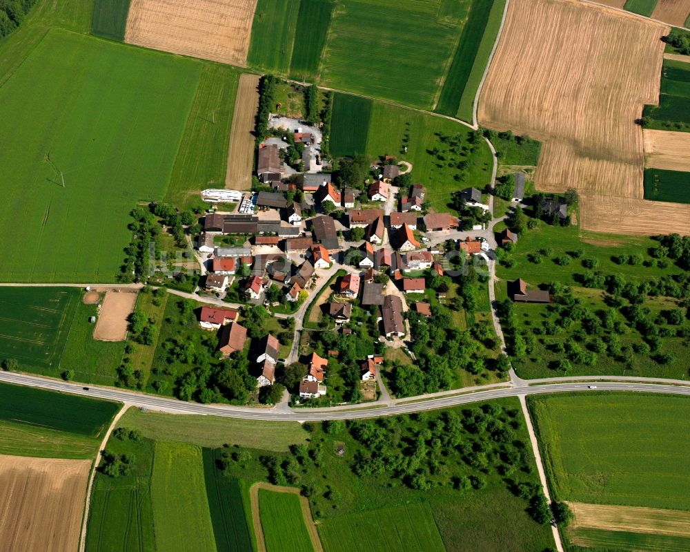 Fürstenhof aus der Vogelperspektive: Dorfkern am Feldrand in Fürstenhof im Bundesland Baden-Württemberg, Deutschland