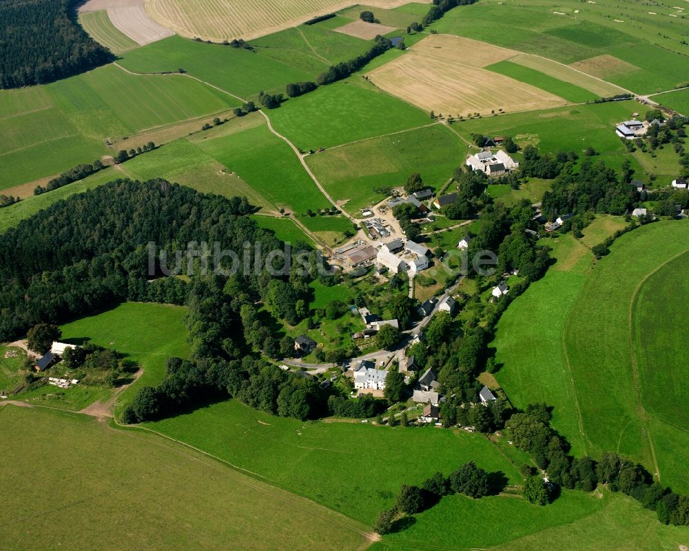 Luftaufnahme Gahlenz - Dorfkern am Feldrand in Gahlenz im Bundesland Sachsen, Deutschland