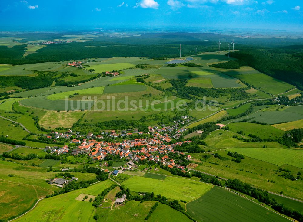 Gerbach von oben - Dorfkern am Feldrand in Gerbach im Bundesland Rheinland-Pfalz, Deutschland