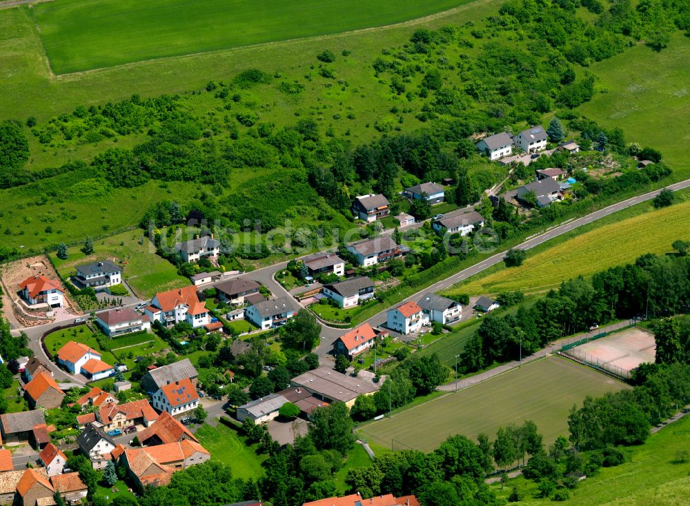 Luftbild Gerbach - Dorfkern am Feldrand in Gerbach im Bundesland Rheinland-Pfalz, Deutschland