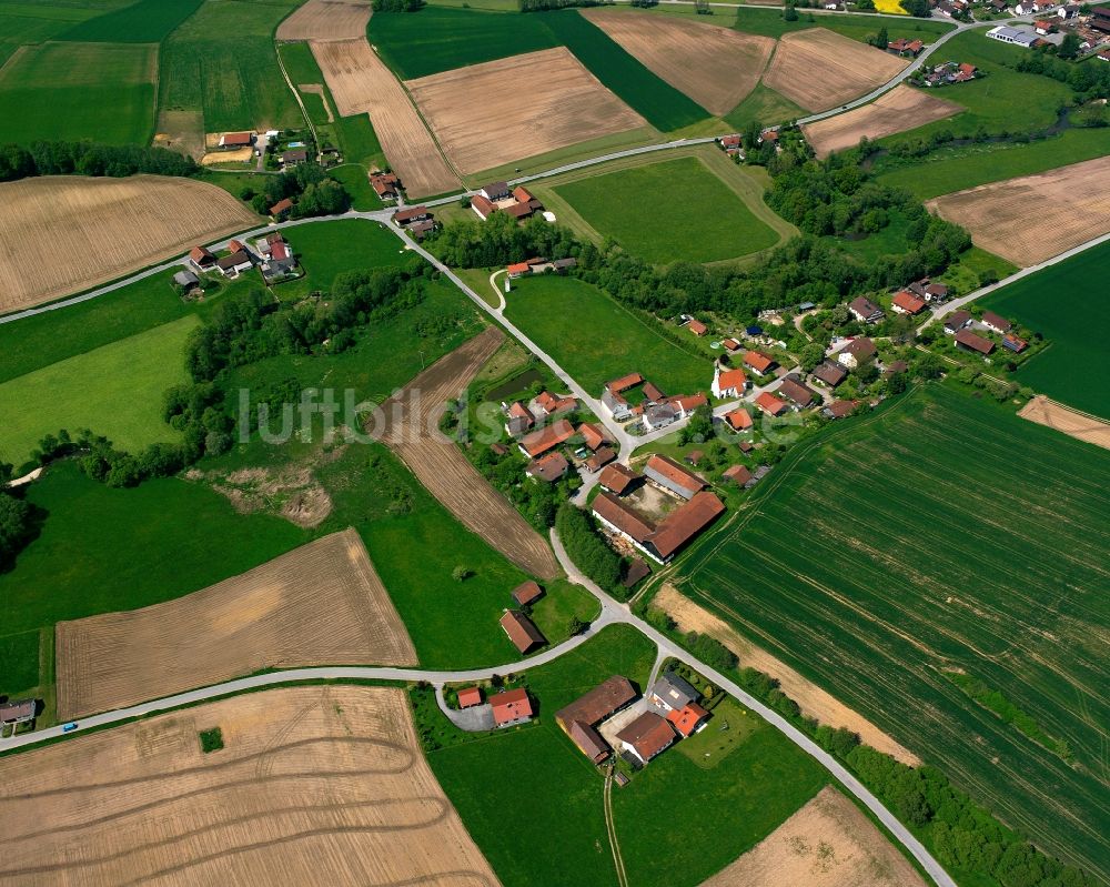 Luftbild Gerbersdorf - Dorfkern am Feldrand in Gerbersdorf im Bundesland Bayern, Deutschland