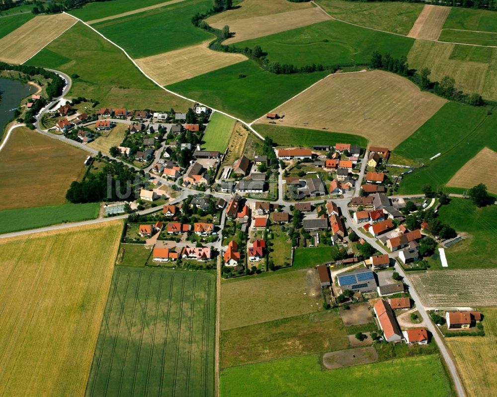 Luftbild Gern - Dorfkern am Feldrand in Gern im Bundesland Bayern, Deutschland