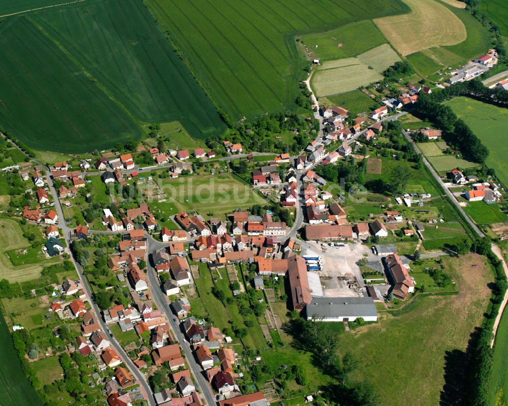 Gerterode von oben - Dorfkern am Feldrand in Gerterode im Bundesland Thüringen, Deutschland