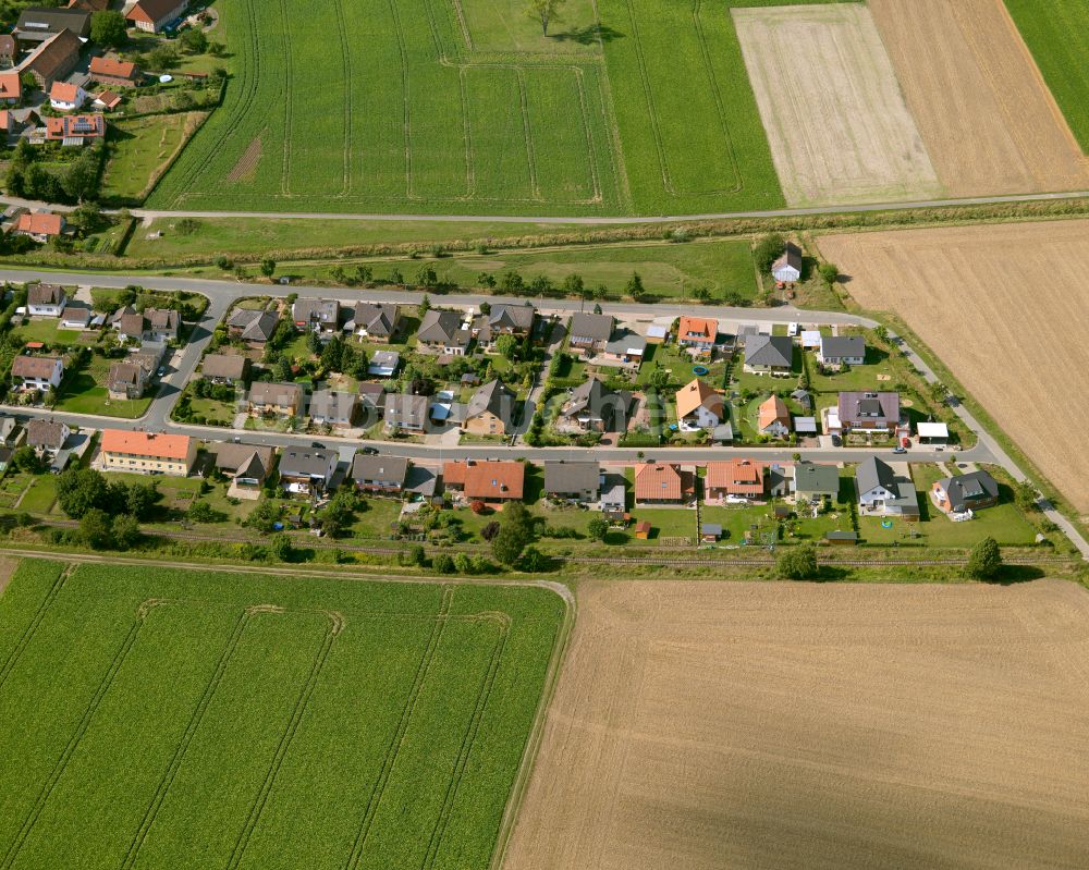 Luftaufnahme Gielde - Dorfkern am Feldrand in Gielde im Bundesland Niedersachsen, Deutschland