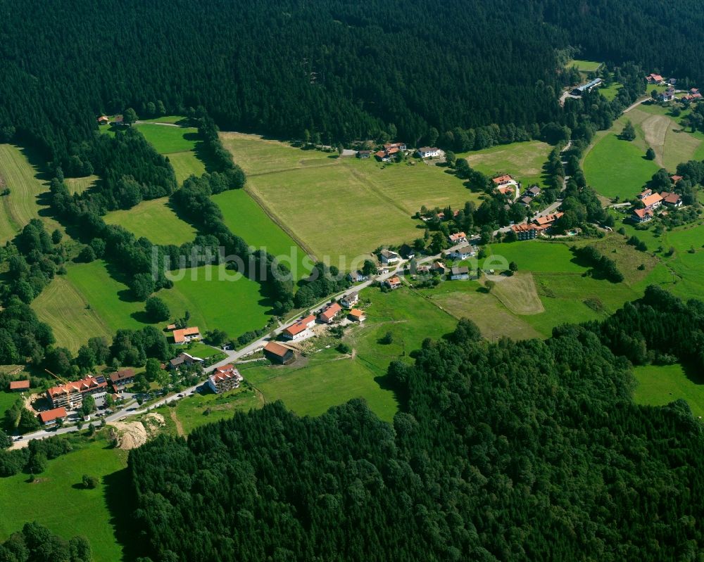 Luftbild Glashütt - Dorfkern am Feldrand in Glashütt im Bundesland Bayern, Deutschland