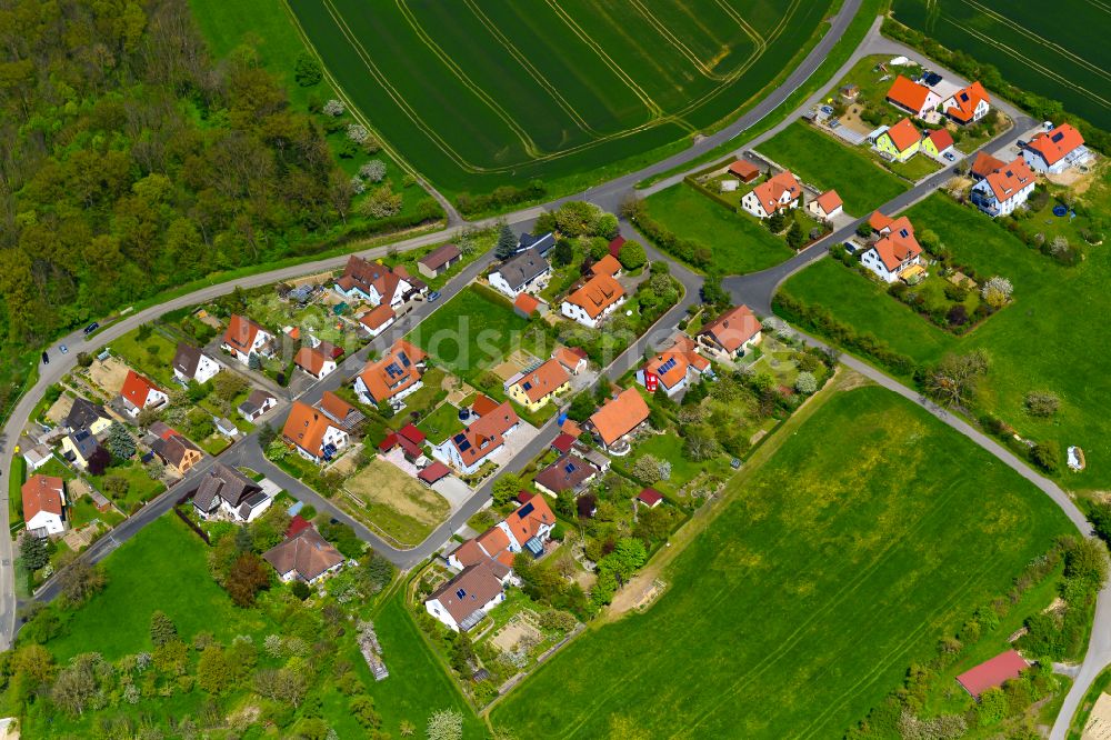 Luftbild Gnötzheim - Dorfkern am Feldrand in Gnötzheim im Bundesland Bayern, Deutschland