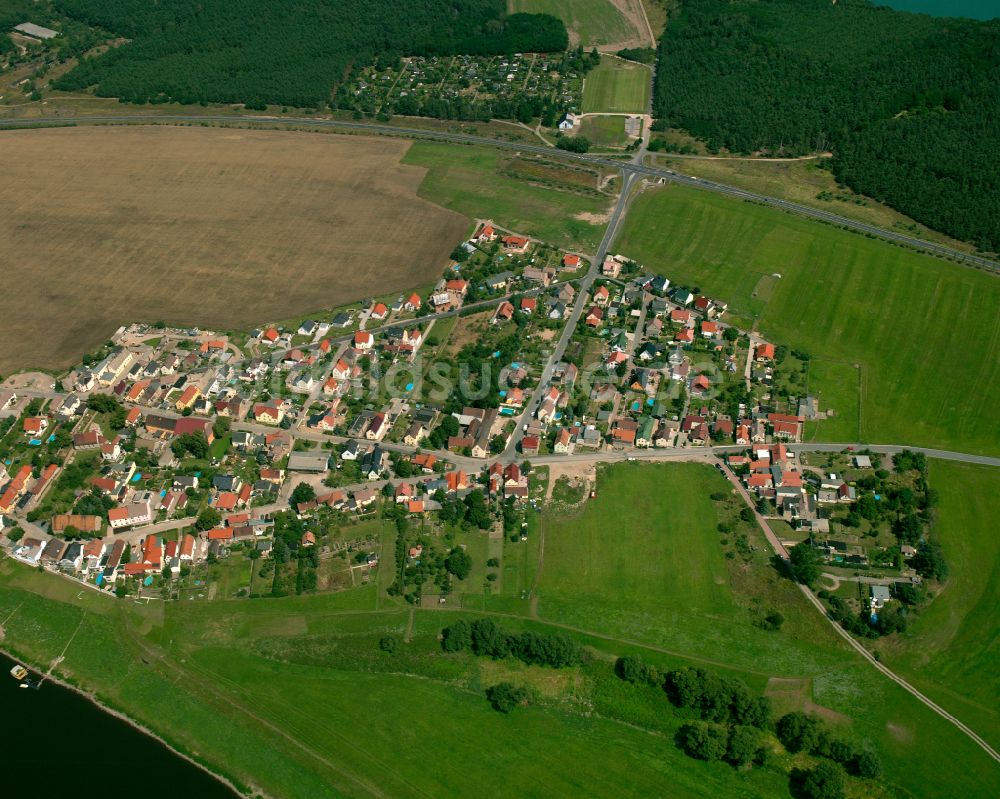 Luftbild Gohlis - Dorfkern am Feldrand in Gohlis im Bundesland Sachsen, Deutschland