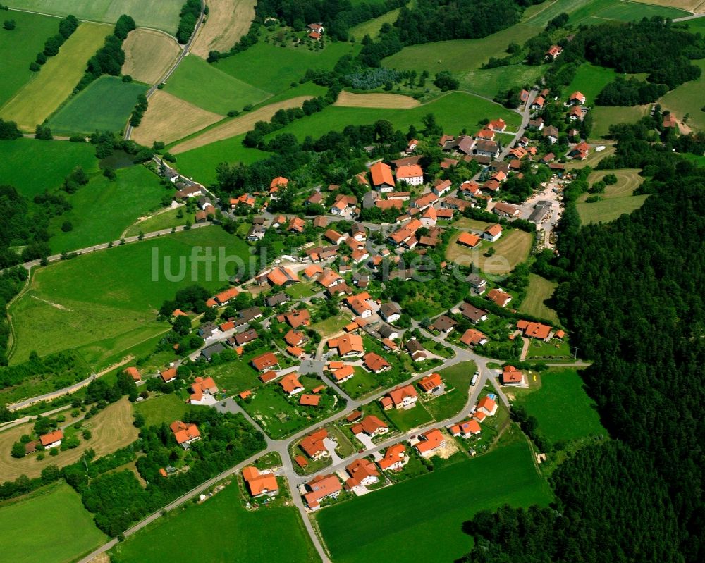 Luftbild Gossersdorf - Dorfkern am Feldrand in Gossersdorf im Bundesland Bayern, Deutschland