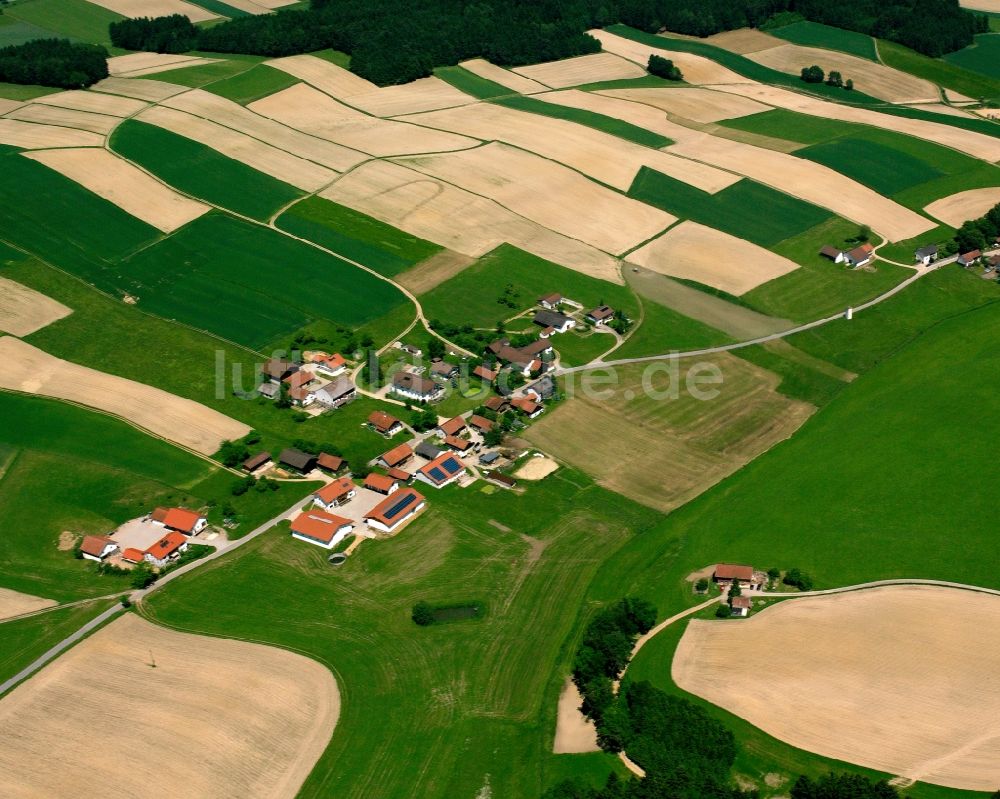 Luftaufnahme Grafing - Dorfkern am Feldrand in Grafing im Bundesland Bayern, Deutschland