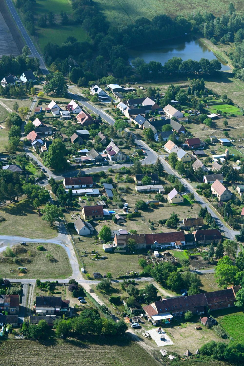 Luftbild Groß Jehser - Dorfkern am Feldrand in Groß Jehser im Bundesland Brandenburg, Deutschland