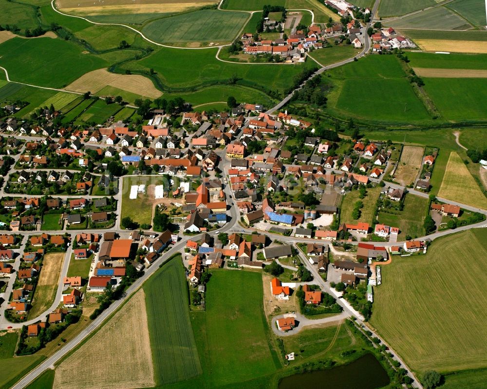 Großenried von oben - Dorfkern am Feldrand in Großenried im Bundesland Bayern, Deutschland