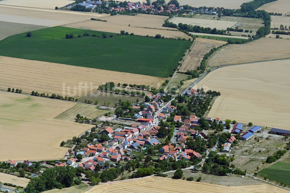 Luftbild Grossrettbach - Dorfkern am Feldrand in Grossrettbach im Bundesland Thüringen, Deutschland