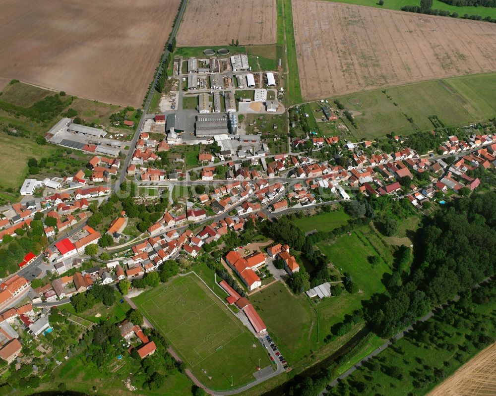 Luftbild Großvargula - Dorfkern am Feldrand in Großvargula im Bundesland Thüringen, Deutschland