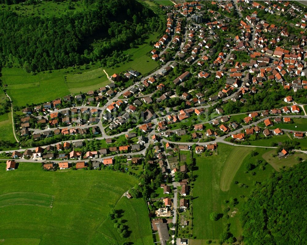 Luftaufnahme Gruibingen - Dorfkern am Feldrand in Gruibingen im Bundesland Baden-Württemberg, Deutschland