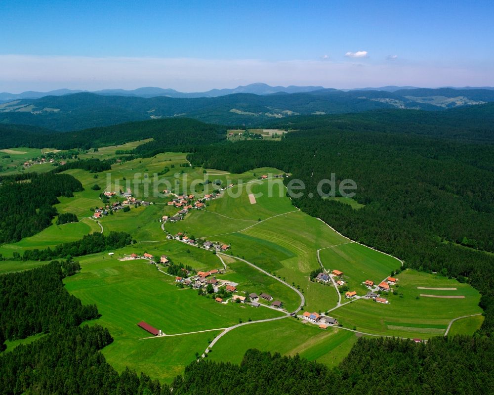 Luftaufnahme Görwihl - Dorfkern am Feldrand in Görwihl im Bundesland Baden-Württemberg, Deutschland