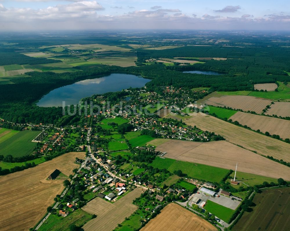 Gudow von oben - Dorfkern am Feldrand in Gudow im Bundesland Schleswig-Holstein, Deutschland