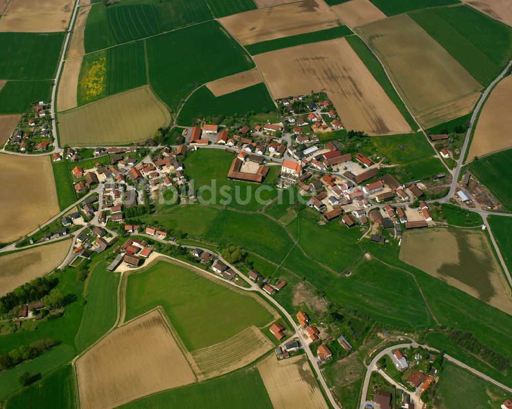 Luftbild Hailing - Dorfkern am Feldrand in Hailing im Bundesland Bayern, Deutschland