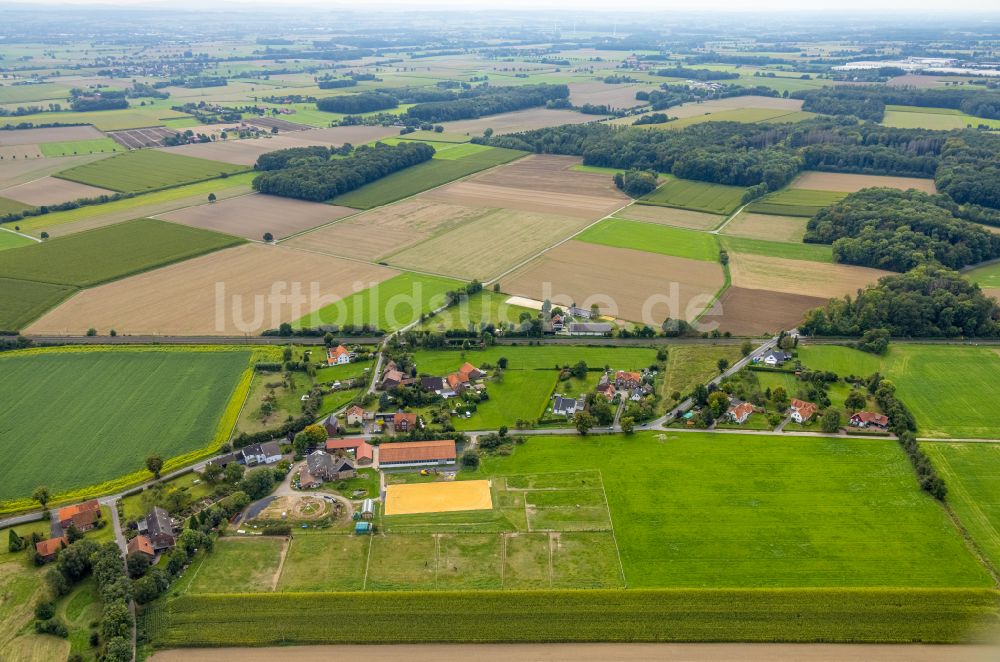 Luftbild Hamm - Dorfkern am Feldrand in Hamm im Bundesland Nordrhein-Westfalen, Deutschland