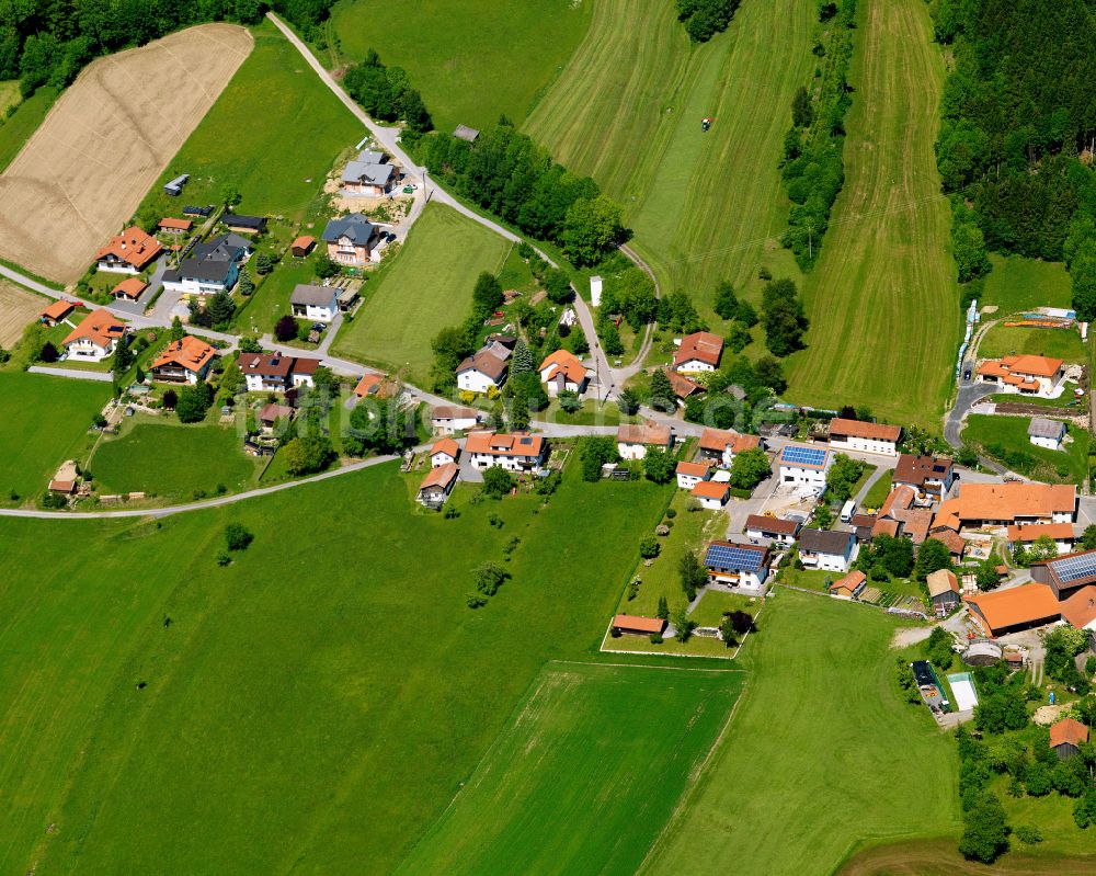 Luftaufnahme Harsdorf - Dorfkern am Feldrand in Harsdorf im Bundesland Bayern, Deutschland