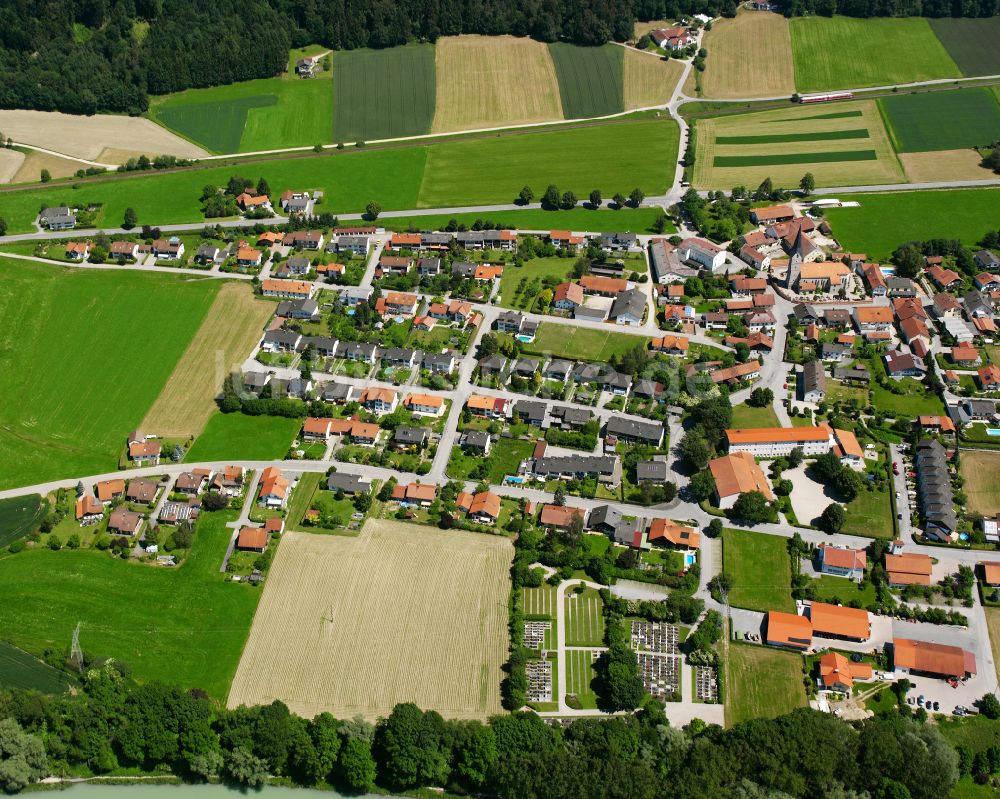 Luftaufnahme Haunreit - Dorfkern am Feldrand in Haunreit im Bundesland Bayern, Deutschland