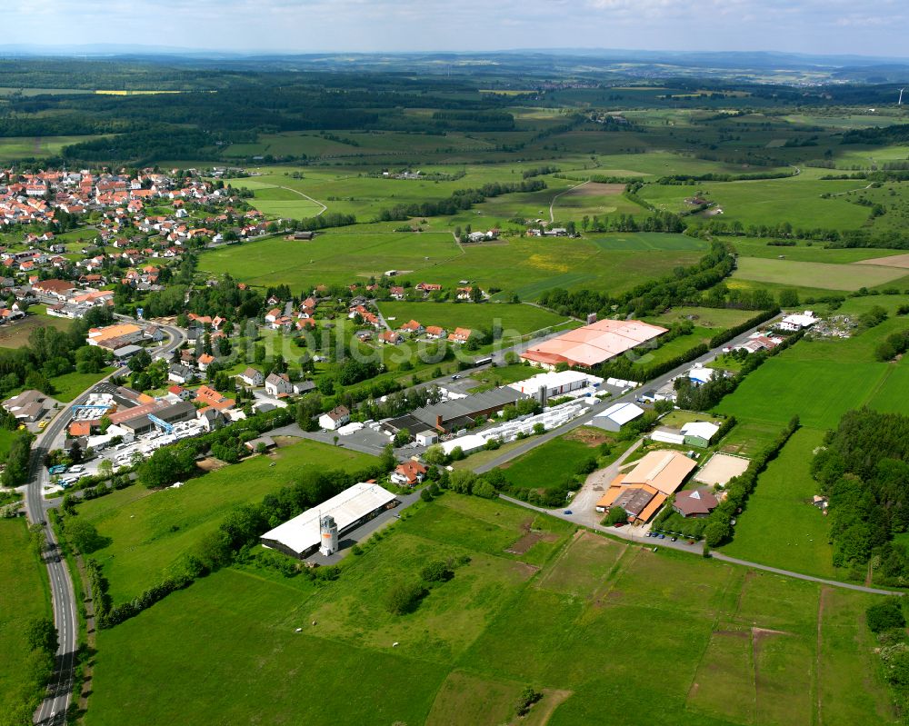 Luftbild Herbstein - Dorfkern am Feldrand in Herbstein im Bundesland Hessen, Deutschland