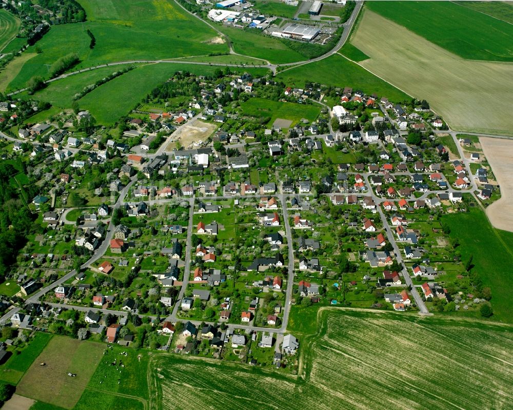 Herrenhaide von oben - Dorfkern am Feldrand in Herrenhaide im Bundesland Sachsen, Deutschland