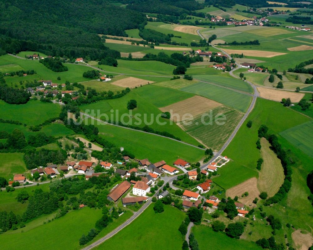 Luftaufnahme Herrnfehlburg - Dorfkern am Feldrand in Herrnfehlburg im Bundesland Bayern, Deutschland