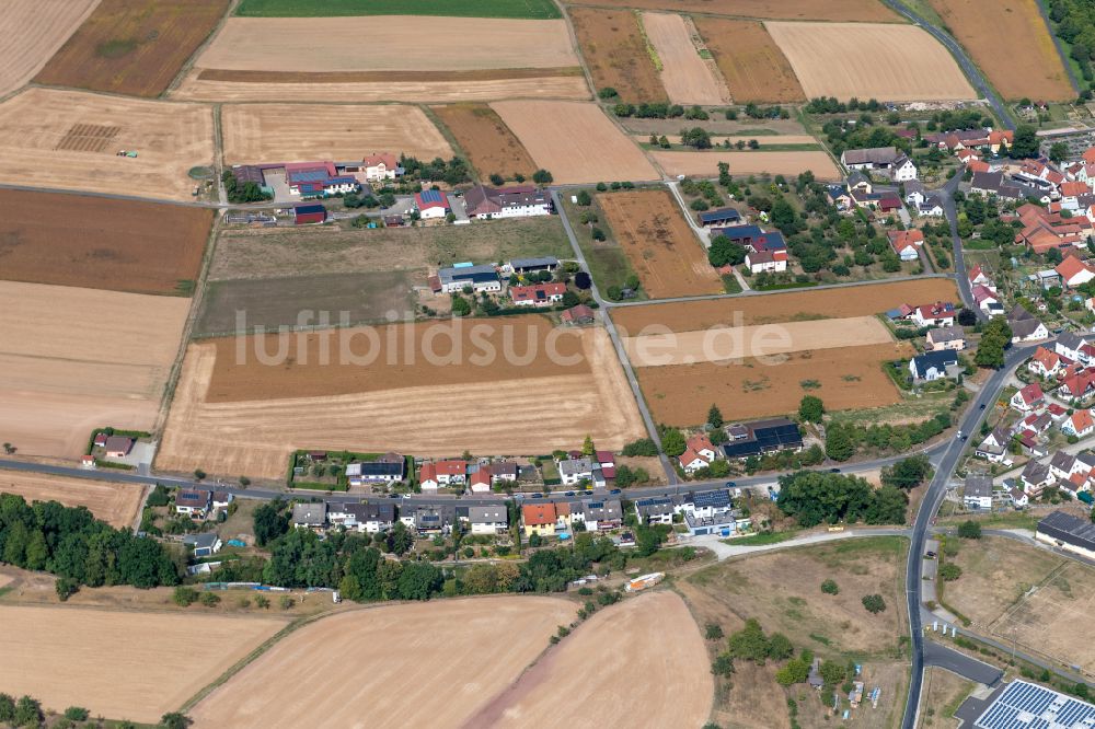 Luftbild Heßdorf - Dorfkern am Feldrand in Heßdorf im Bundesland Bayern, Deutschland