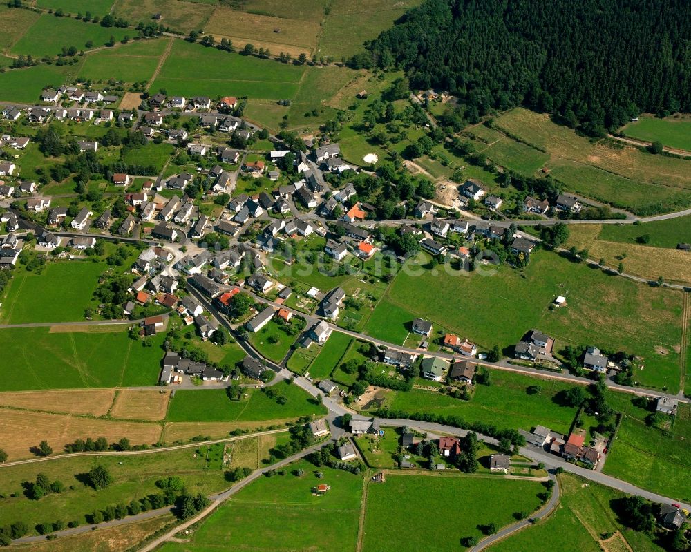 Luftbild Hesselbach - Dorfkern am Feldrand in Hesselbach im Bundesland Nordrhein-Westfalen, Deutschland