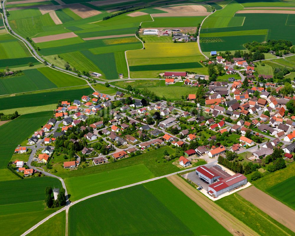 Luftbild Heudorf - Dorfkern am Feldrand in Heudorf im Bundesland Baden-Württemberg, Deutschland