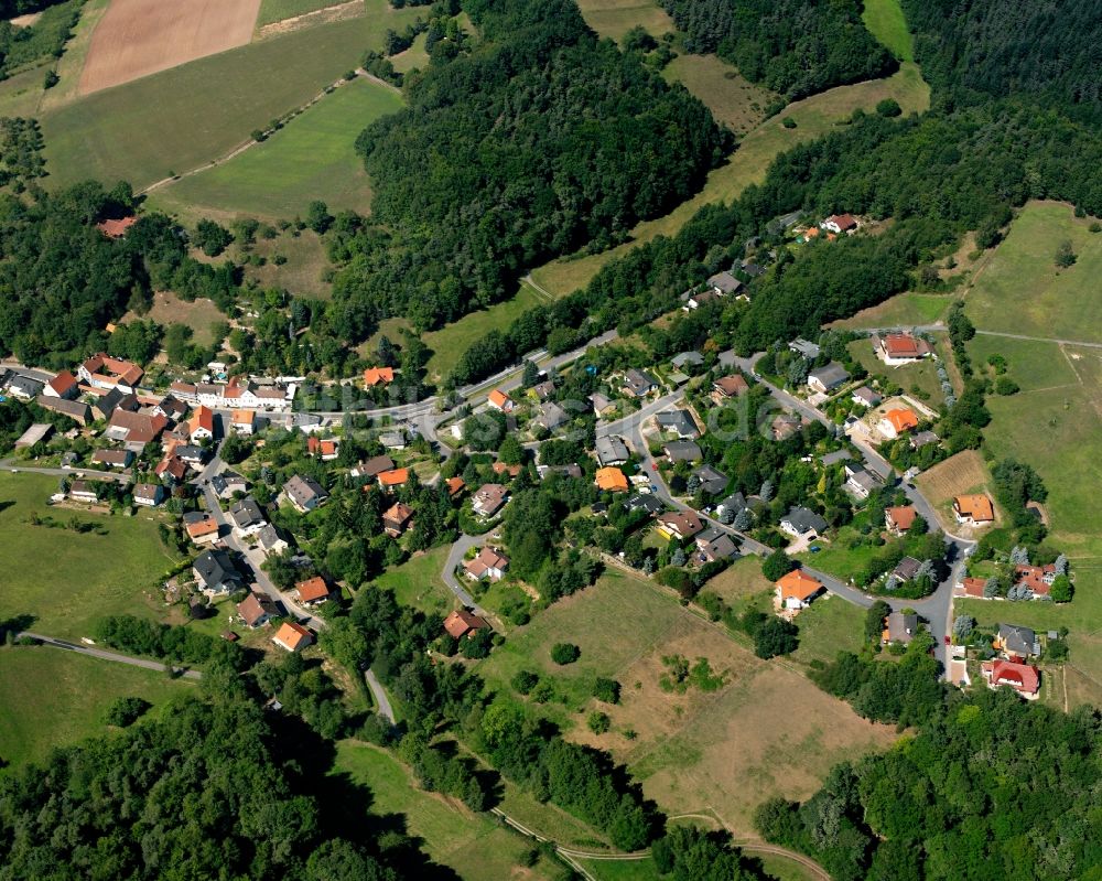 Luftbild Höllerbach - Dorfkern am Feldrand in Höllerbach im Bundesland Hessen, Deutschland