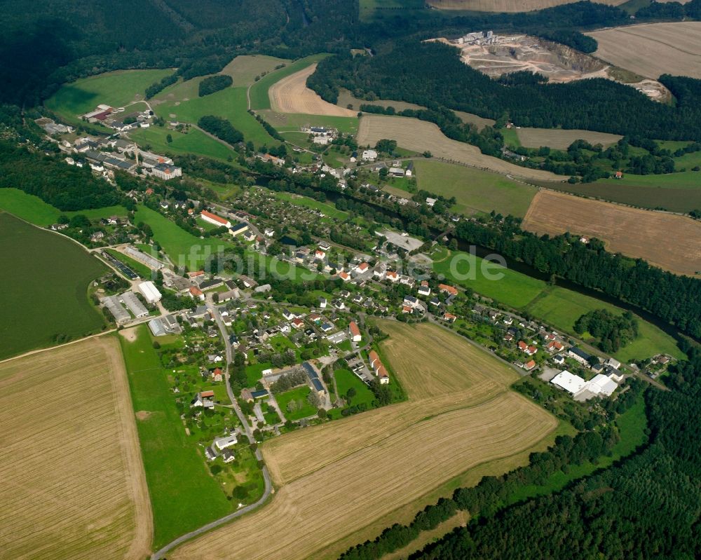 Luftaufnahme Hohenfichte - Dorfkern am Feldrand in Hohenfichte im Bundesland Sachsen, Deutschland