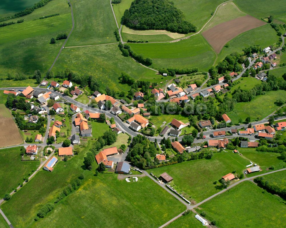 Luftbild Holzmühl - Dorfkern am Feldrand in Holzmühl im Bundesland Hessen, Deutschland