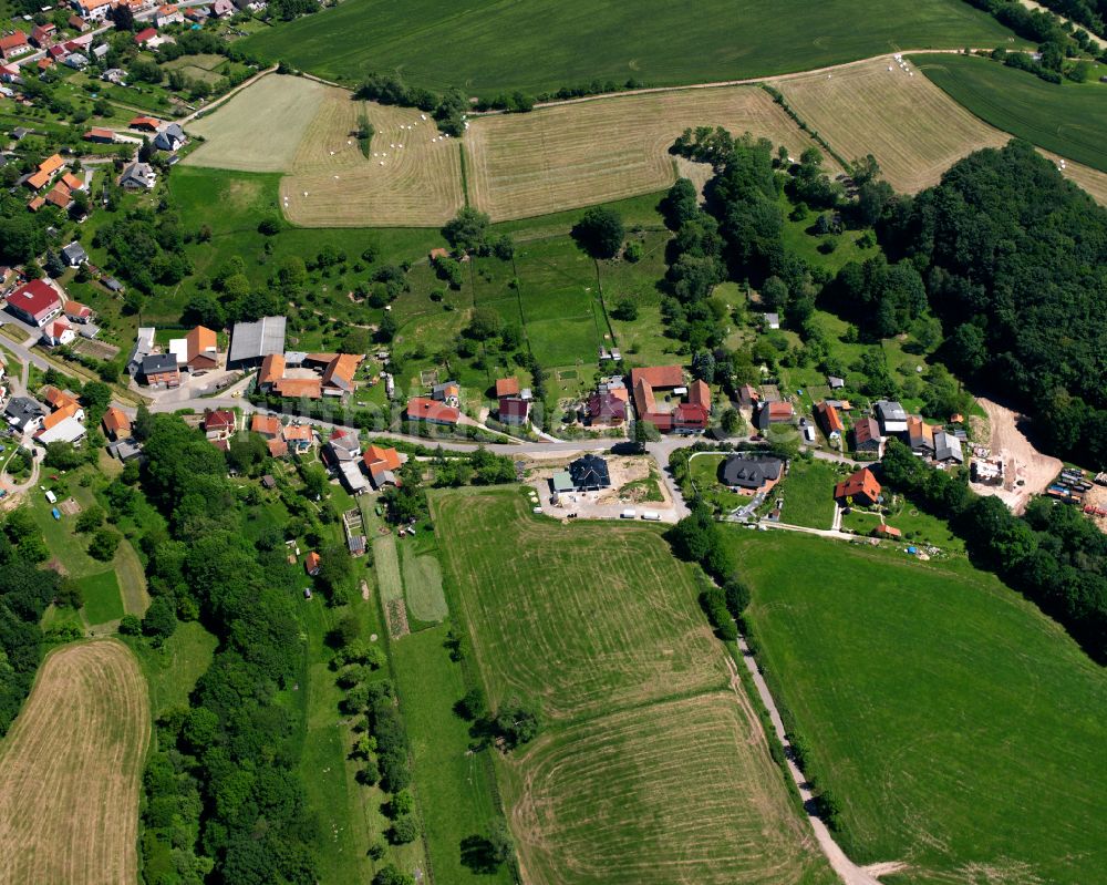 Luftbild Hundeshagen - Dorfkern am Feldrand in Hundeshagen im Bundesland Thüringen, Deutschland