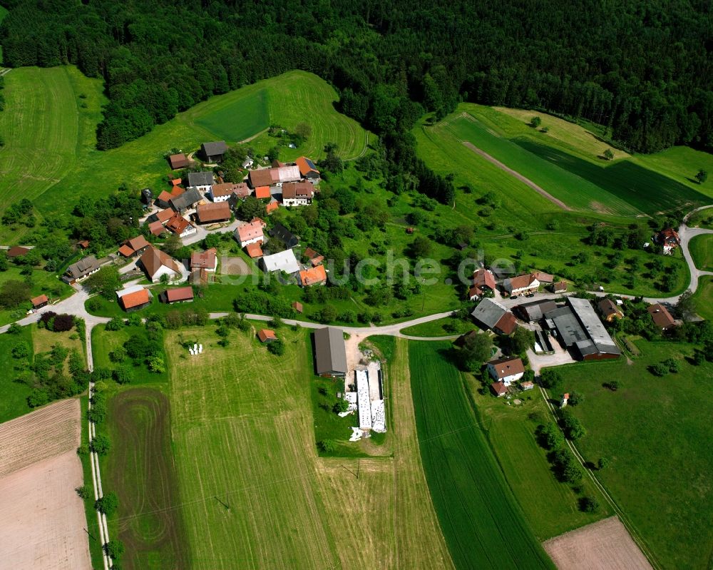 Luftbild Ittenberg - Dorfkern am Feldrand in Ittenberg im Bundesland Baden-Württemberg, Deutschland