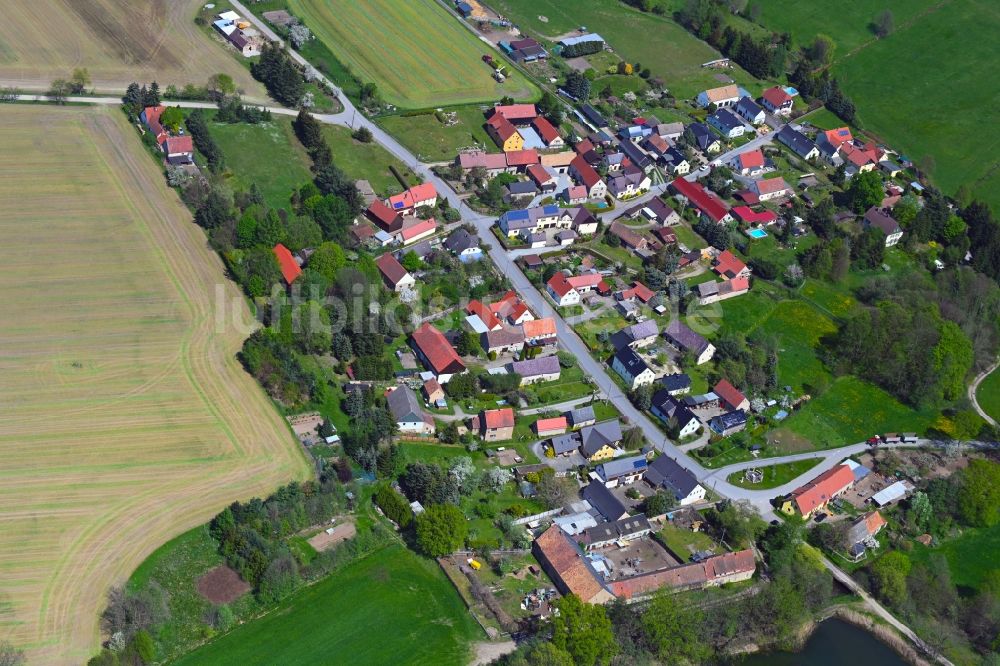 Jetscheba von oben - Dorfkern am Feldrand in Jetscheba im Bundesland Sachsen, Deutschland