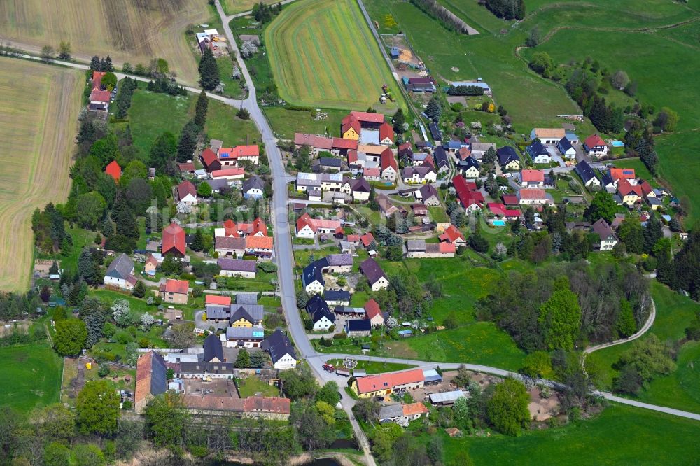 Luftaufnahme Jetscheba - Dorfkern am Feldrand in Jetscheba im Bundesland Sachsen, Deutschland