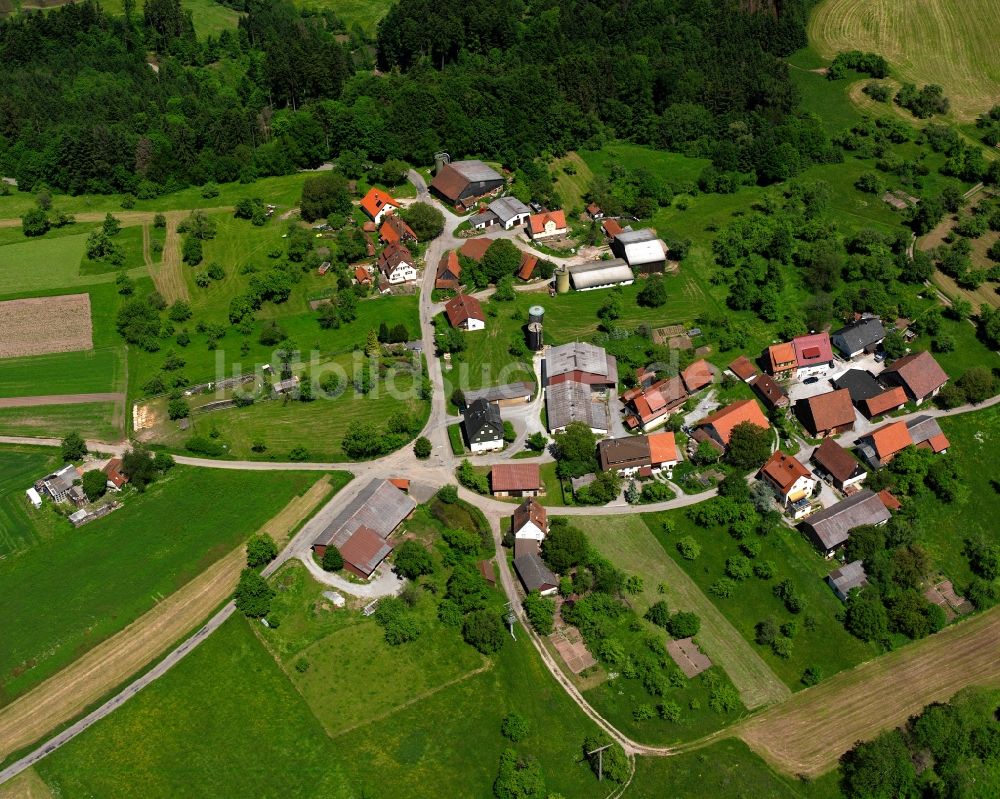 Luftbild Köchersberg - Dorfkern am Feldrand in Köchersberg im Bundesland Baden-Württemberg, Deutschland