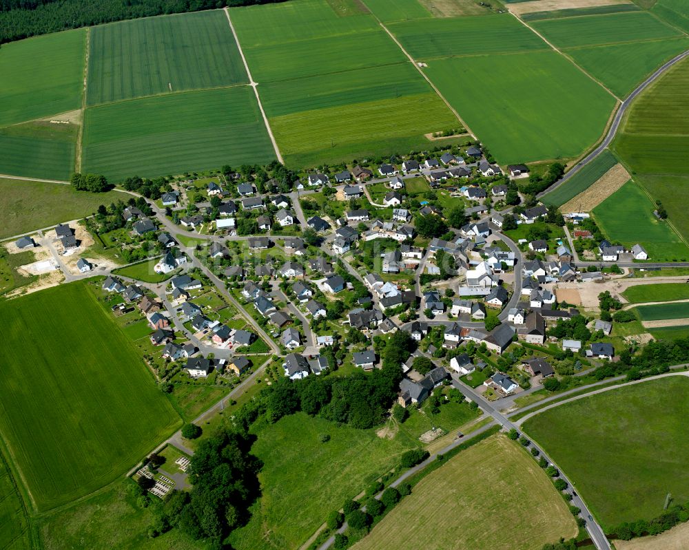 Keidelheim von oben - Dorfkern am Feldrand in Keidelheim im Bundesland Rheinland-Pfalz, Deutschland