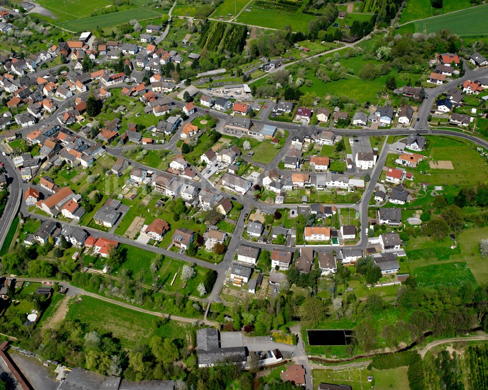 Luftbild Kesselbach - Dorfkern am Feldrand in Kesselbach im Bundesland Hessen, Deutschland