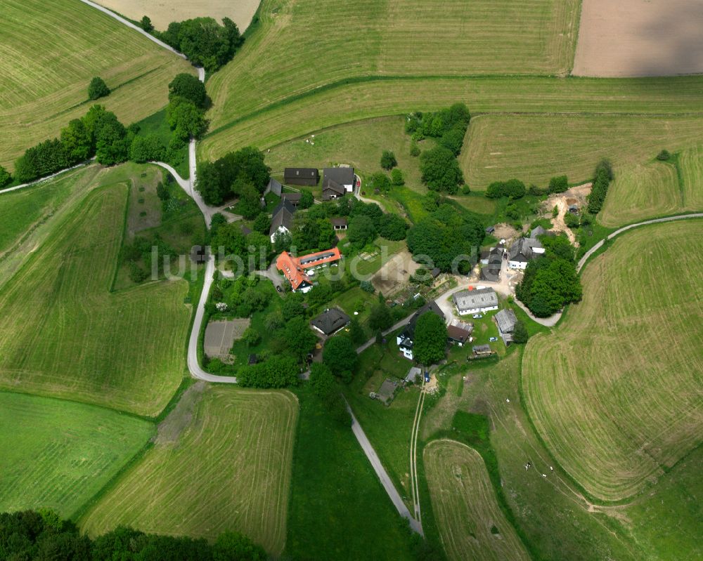 Kierspe von oben - Dorfkern am Feldrand in Kierspe im Bundesland Nordrhein-Westfalen, Deutschland