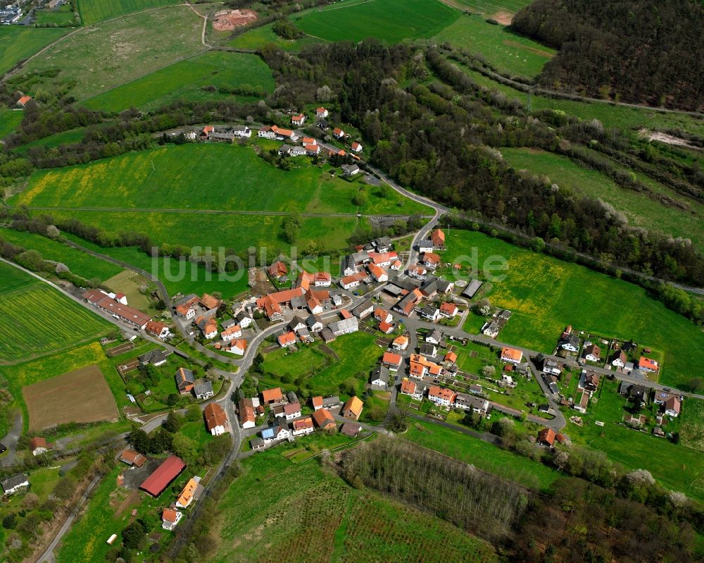 Kleba von oben - Dorfkern am Feldrand in Kleba im Bundesland Hessen, Deutschland